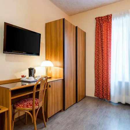 Europa Hotel 3*