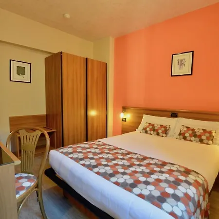 Hotel Europa 3*