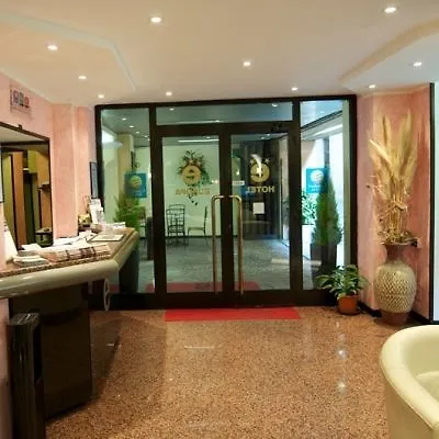 Europa Hotel 3*